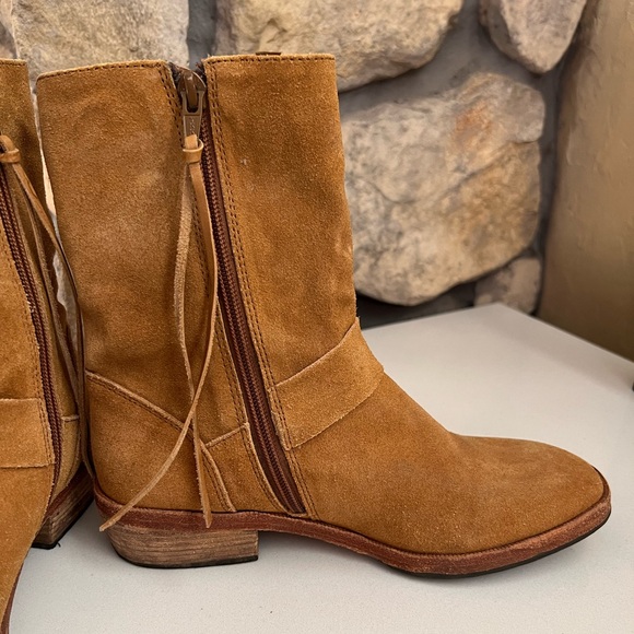 Free People Brown Suede Vienna Ankle Boots Size 37 - Picture 8 of 14